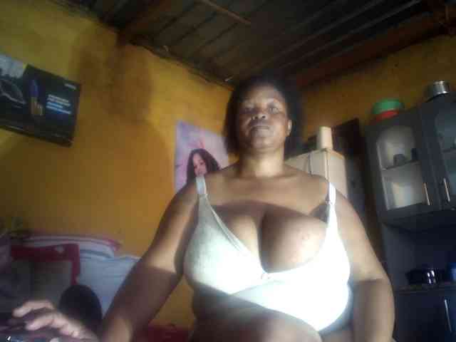 Melonboobs1 webcam
