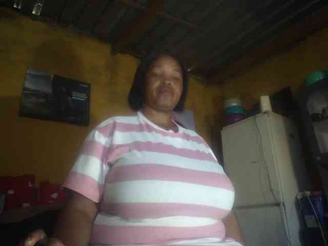 Melonboobs1 webcam