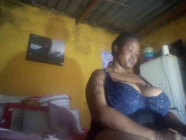 Melonboobs1 webcam