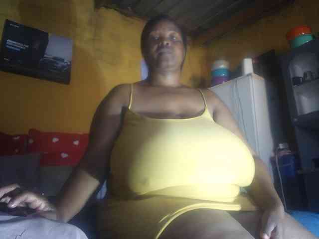 Melonboobs1 webcam