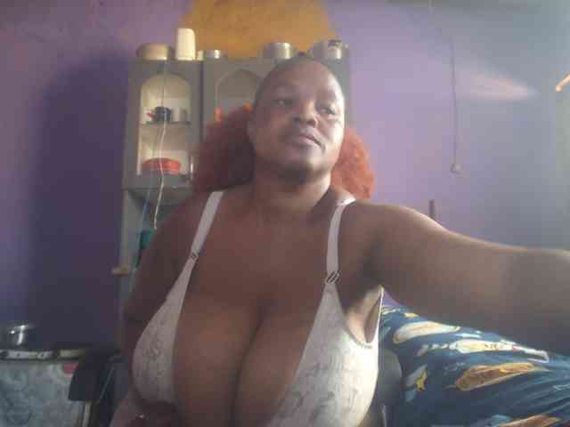 Melonboobs1 webcam