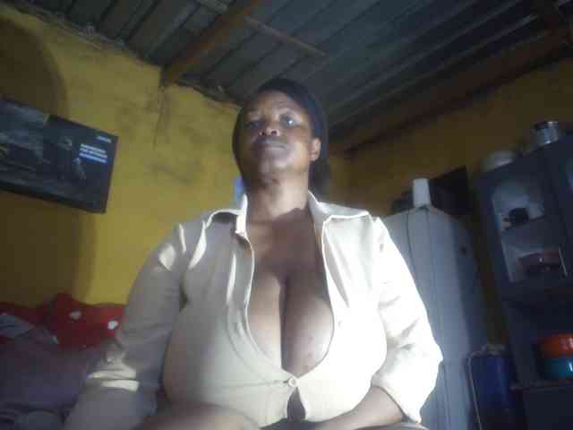 Model: Melonboobs1
