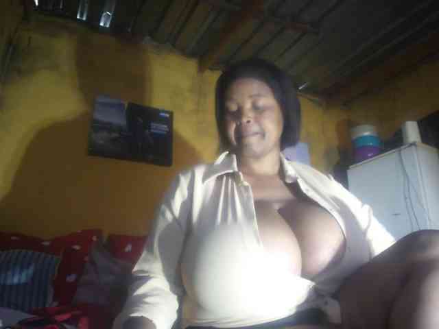 Melonboobs1 webcam