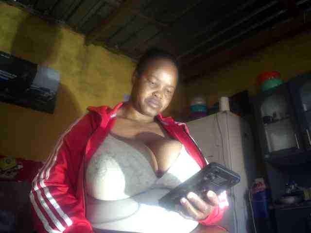 Melonboobs1 webcam