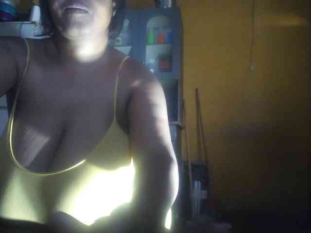 Melonboobs1 webcam