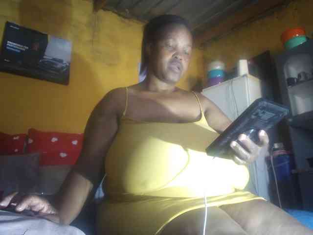 Melonboobs1 webcam