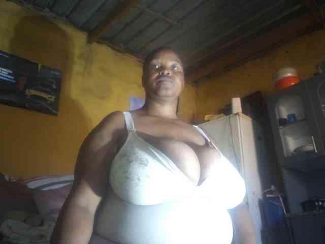 Melonboobs1 webcam
