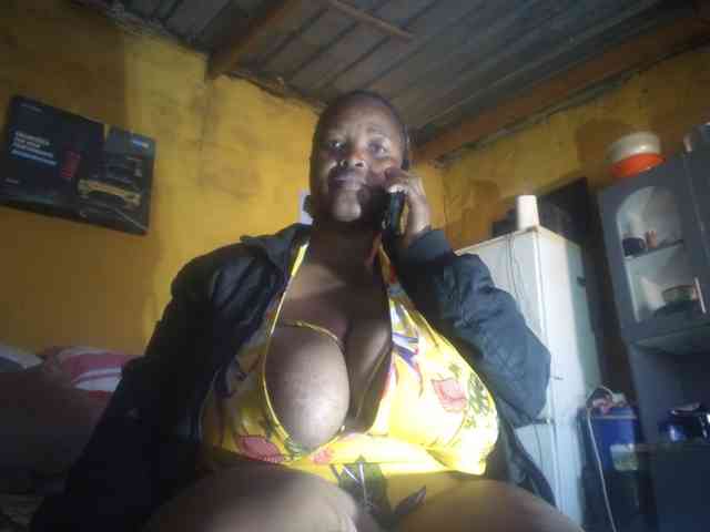 Melonboobs1 webcam