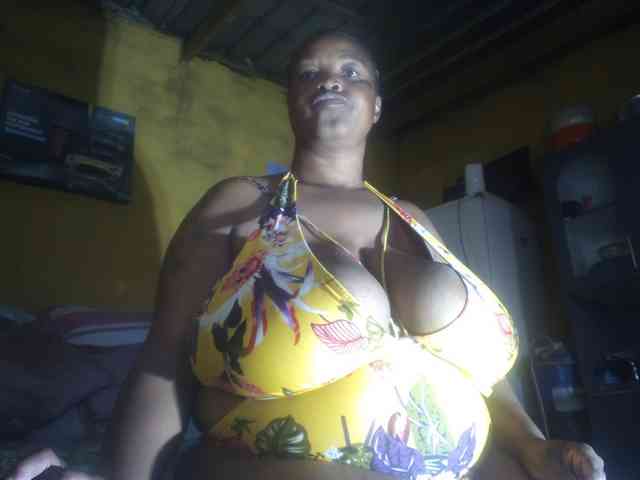 Melonboobs1 webcam