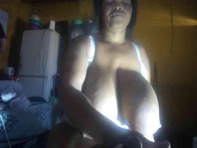 Melonboobs1 webcam
