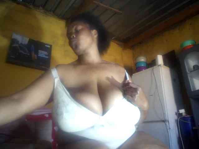 Melonboobs1 webcam