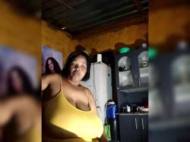 Melonboobs1 webcam