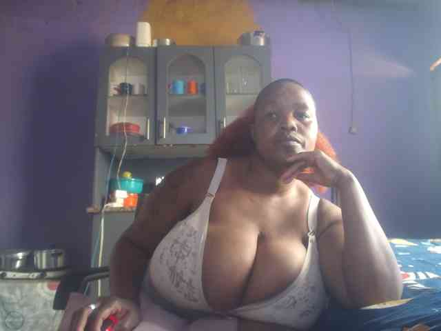 Melonboobs1 webcam