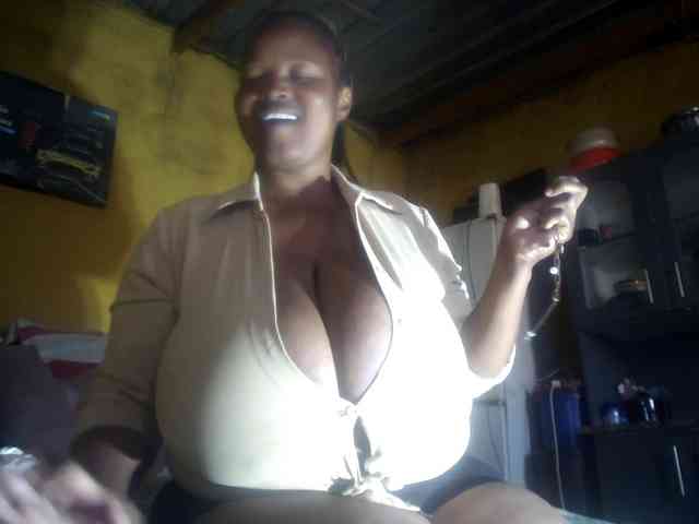 Melonboobs1 webcam