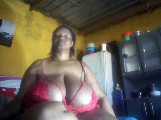 Melonboobs1 webcam