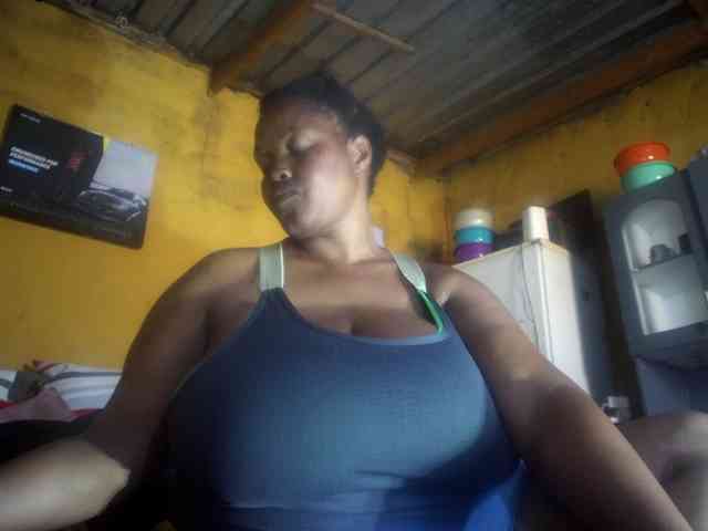 Melonboobs1 webcam