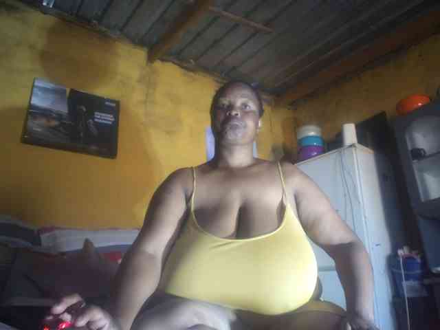 Melonboobs1 webcam