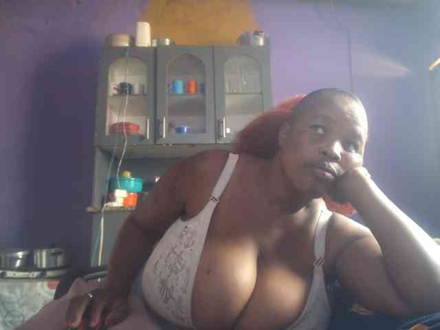 Melonboobs1 webcam