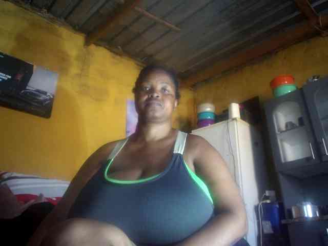 Melonboobs1 webcam