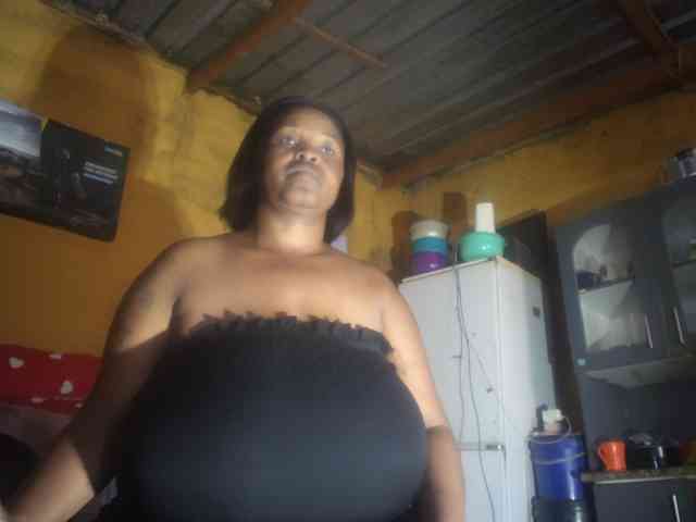 Melonboobs1 webcam