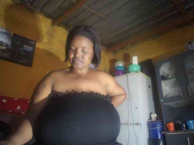 Melonboobs1 webcam