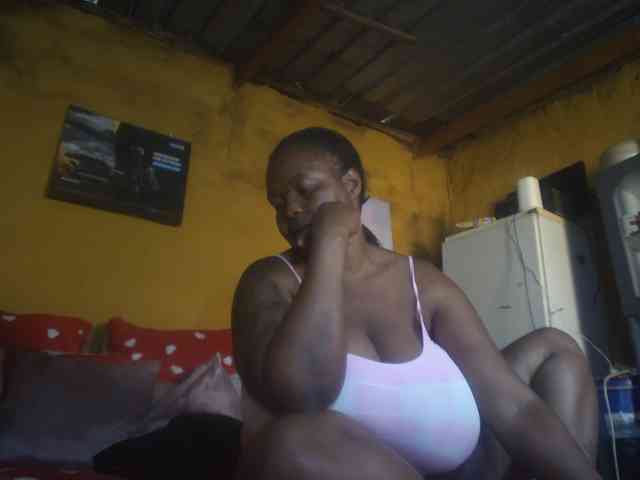 Melonboobs1 webcam