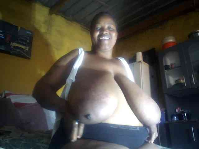 Melonboobs1 webcam