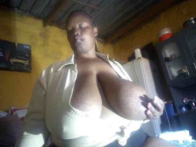Melonboobs1 webcam