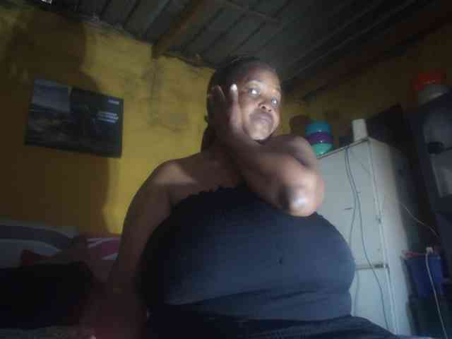 Melonboobs1 webcam