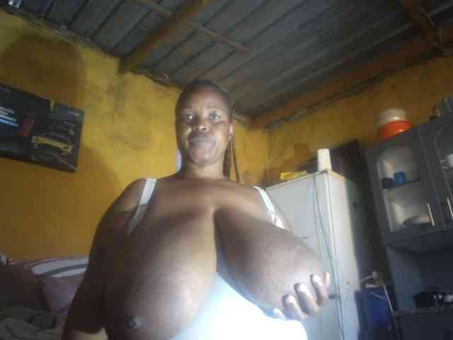 Melonboobs1 webcam