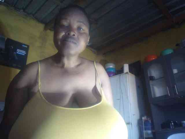 Melonboobs1 webcam