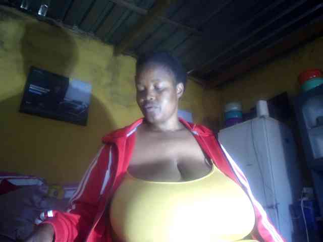 Melonboobs1 webcam