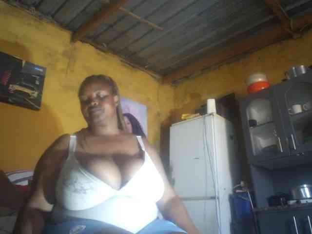 Melonboobs1 webcam