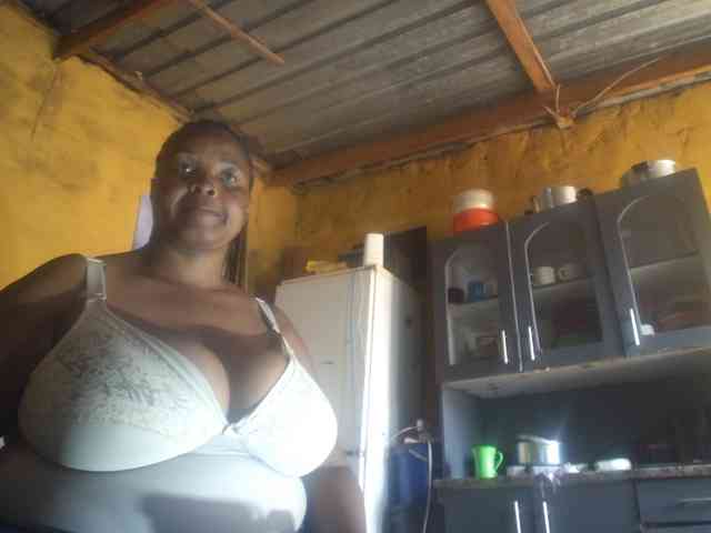 Melonboobs1 webcam