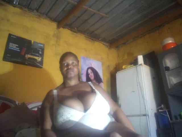 Melonboobs1 webcam