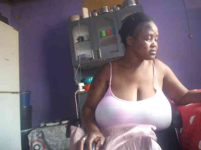 Melonboobs1 webcam