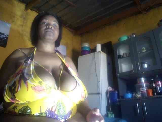 Melonboobs1 webcam