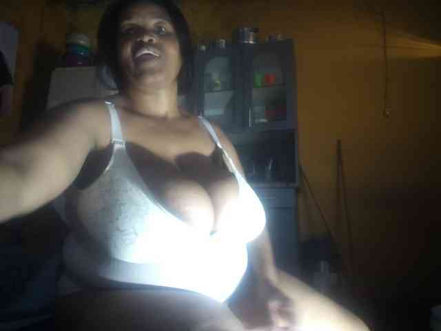 Melonboobs1 webcam