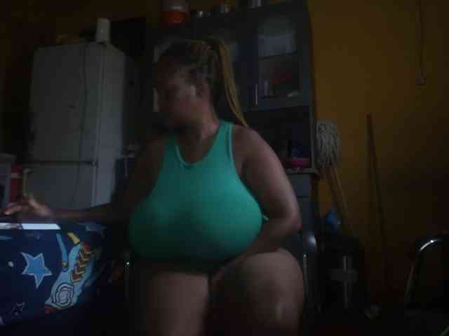 Melonboobs1 webcam