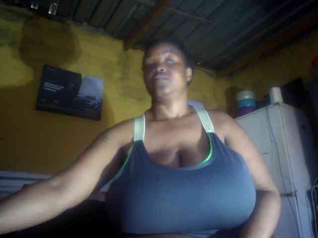 Melonboobs1 webcam