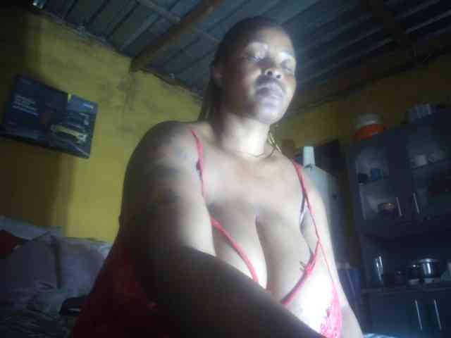 Melonboobs1 webcam