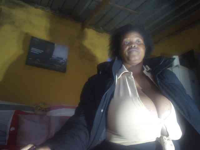 Melonboobs1 webcam