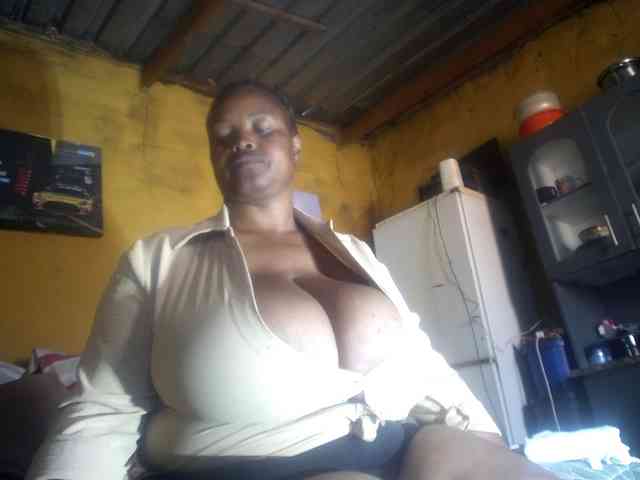 Melonboobs1 webcam