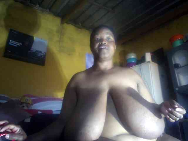 Melonboobs1 webcam