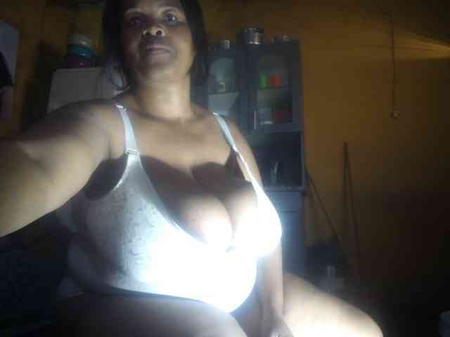 Melonboobs1 webcam