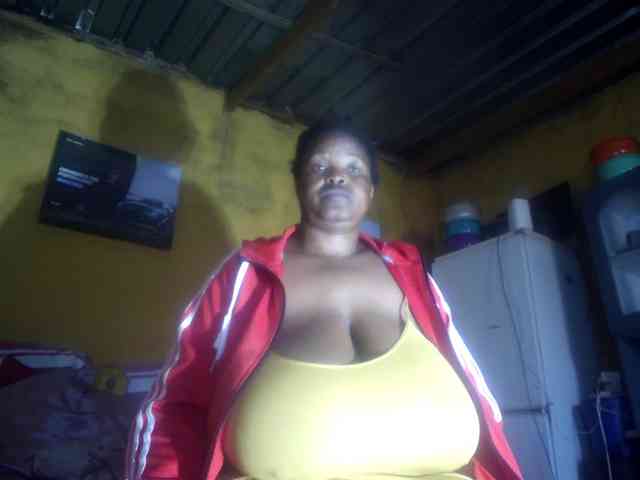Melonboobs1 webcam