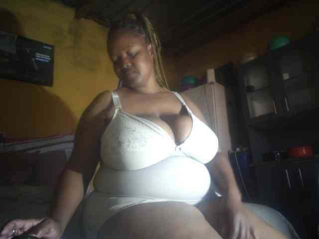 Melonboobs1 webcam