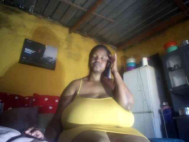 Melonboobs1 webcam
