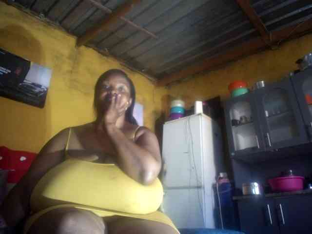 Melonboobs1 webcam