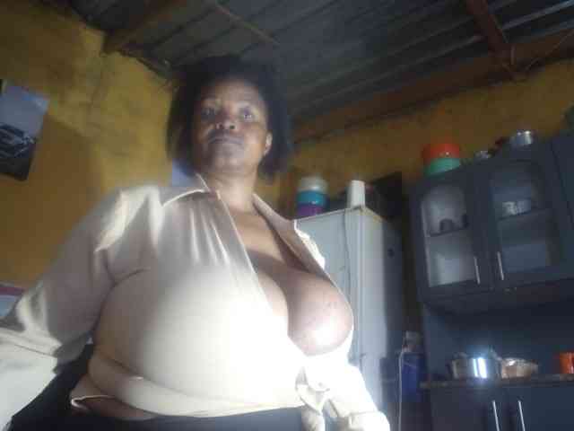 Melonboobs1 webcam